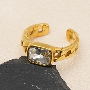 18k gold plated stainless steel zircon ring featuring a cuban chain link open design