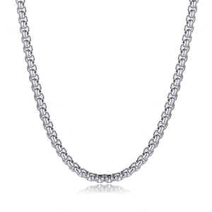 Collier chaîne en acier titane argenté poli avec un design minimaliste élégant