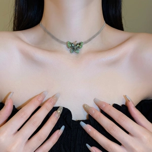 Butterfly Pendant Choker Necklace Green Crystal Silver Woven Mesh Chain Sweet Cool Style Personality Jewelry For Women