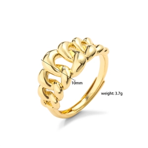 Polished brass chain ring detail showing 10mm width and 3.7g weight parameters