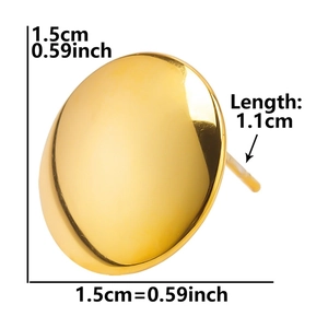 Detailed dimensions of 1.5cm gold round stainless steel stud earrings on white background