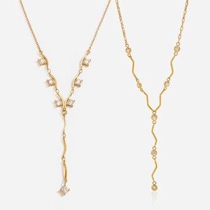 Collier en Y en acier inoxydable plaqué or 18 carats avec barres ondulées et zircones