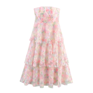 Robe Maxi À Étages Bustier Avec Broderie Florale 3D Tulle En Maille Colorée Taille Haute Douce Élégante Pour Femmes