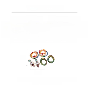 Detailed chart showing weight 34.1g and crystal glass material for vintage earrings