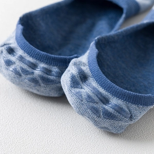 Blaue unsichtbare Baumwoll-Füßlinge mit atmungsaktivem Mesh und Silikon-Rutschschutz