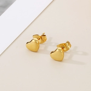 Boucles d'oreilles cœur dorées en acier inoxydable avec finition polie brillante