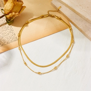 Collier double rang en acier titane doré avec chaîne serpent et chaîne à billes