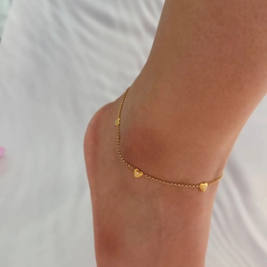 PVD gold plated stainless steel anklet with sparkling diamond heart charms for women