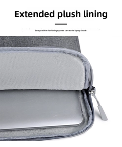 Detail der verdickten weichen Fleece-Innenseite der grauen stoßfesten Laptoptasche