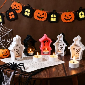 Halloween Geisterhaus Kerzenhalter Set mit Skelett-Mustern und warmen Teelichtern