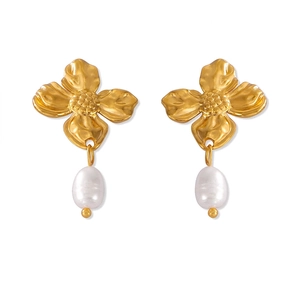 Flower Freshwater Pearl Drop Earrings With 925 Sterling Silver Earring Post Vintage Elegant Titanium Steel Floral Jewelry For Women