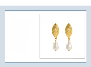 Detailed size specifications for 18K gold plated stainless steel pearl drop earrings