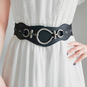 Ceinture noire élastique avec boucle ronde en métal argenté vintage pour robe