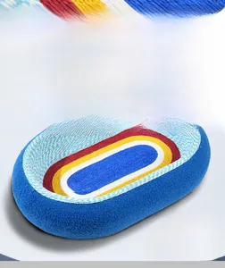 Detail view of woven sisal cat scratcher bed with 12cm depth and colorful rainbow interior