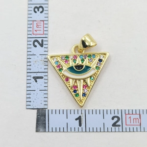 Size measurement of the gold-plated evil eye triangle pendant with colorful zircon stones