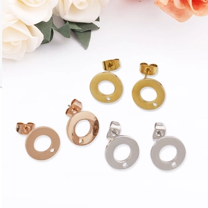 Drei Paar runde Edelstahl-Ohrstecker in Gold, Roségold und Silber für DIY-Schmuck