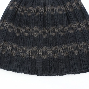 Winter striped knit beanie for men, outdoor warm sports hat with ribbed pattern texture