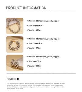 Tableau détaillé des tailles et matériaux pour cet ensemble de bijoux perles et strass
