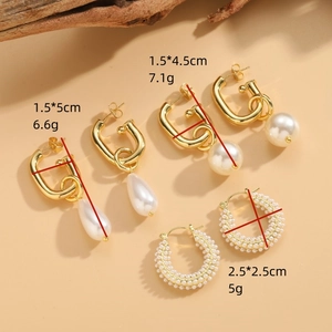 Elegant gold pearl geometric drop earrings with detailed size and weight specifications