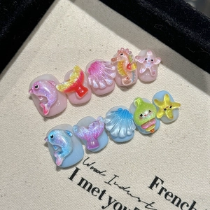 Handmade 3D Ocean Theme Press On Nails Cute Dolphin Shell Starfish Reusable Removable Short Round Artificial False Nails
