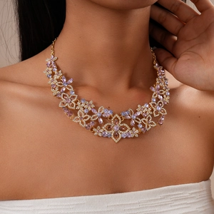 Luxury Alloy Rhinestone Hollow Flower Double Layer Necklace Retro Palace Style Fashion Jewelry Necklace And Earrings For Women