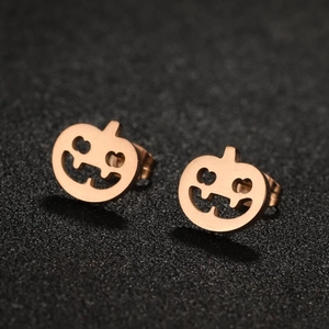Ohrstecker aus roségoldenem Edelstahl mit Kürbis-Design und Jack-O-Lantern-Gesicht