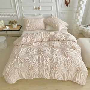 Pintuck Duvet Cover And Pillowcases French Style 3D Pleated Flower Textured Microfiber Bedding Solid Color