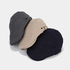 Breathable mesh newsboy caps in charcoal, beige, and navy with adjustable metal buckles
