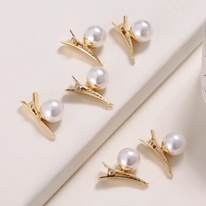 Set of 5 elegant gold metal duckbill hair clips with white pearls for women