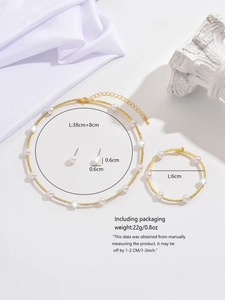 Detailed size specifications for pearl necklace and stud earrings set on white background