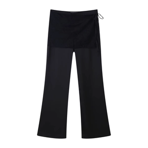 Schwarze Damen-Hose mit weitem Bein und seidigem Spitzenwickel-Detail am Bund