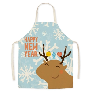 Dettaglio del grembiule blu con renna cartone animato e scritta Happy New Year