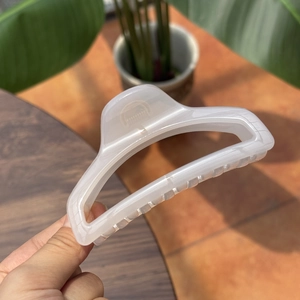 Elegant cream white 10cm butterfly perfume bottle hair claw clip for women's hairstyle