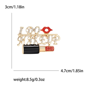 I Love Makeup enamel brooch with red lipstick and lips design, 4.7cm x 3cm dimension