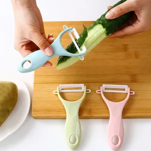Multicolor ceramic vegetable peeler set for kitchen use with ergonomic plastic handle