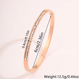 Detail showing 0.4cm rose gold stainless steel bangle width and 12.5g weight info