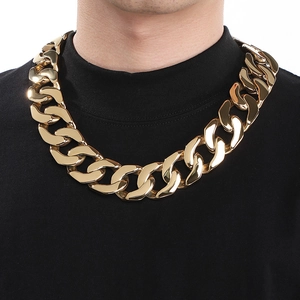 Heavy 30mm gold stainless steel Cuban link necklace for men on a professional model