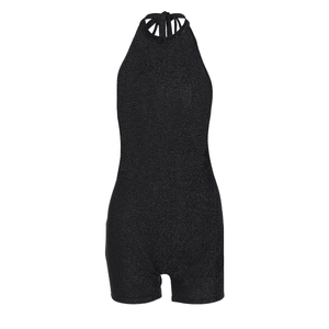 Détail du combishort dos nu noir pailleté avec une texture de tissu scintillante et ajustée