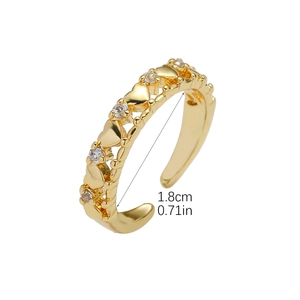 Detailansicht des Herzringes mit Zirkonia und Anzeige des 1,8 cm Innendurchmessers
