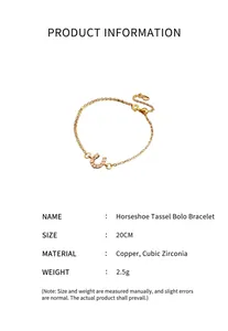Détail du bracelet réglable en cuivre avec zircons en forme de U et cœur de 20 cm