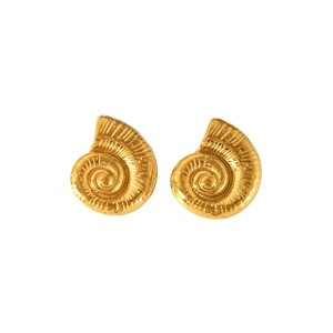 18k gold plated stainless steel nautilus shell stud earrings with spiral texture