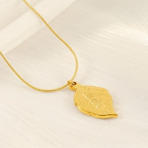 Leaf Pendant Necklace Stainless Steel Gold Plated Minimalist Lucky Charm Jewelry For Women Elegant Simple Style