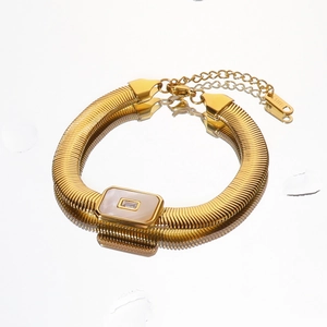 Elegant 18k gold plated stainless steel snake chain bracelet with shell and stone