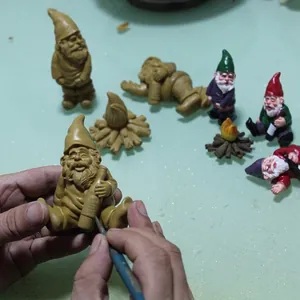 Figurines de nains de jardin créatifs en résine pour décoration de paysage extérieur