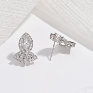 Elegant S925 sterling silver stud earrings featuring sparkling cubic zirconia fan shape