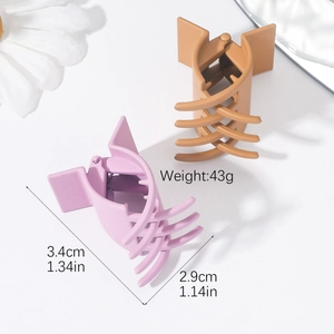 Matte pink and caramel hair claw clips for high ponytail with 3.4cm size specs