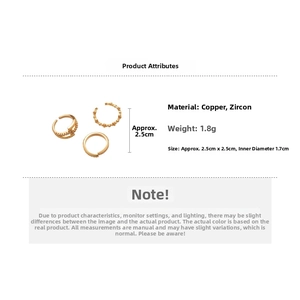 Macro view of 18k gold plated copper ring set with zircon inlay and detailed size specifications