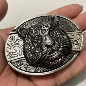 Vintage tiger head buckle with multifunctional hidden knife and antique silver finish