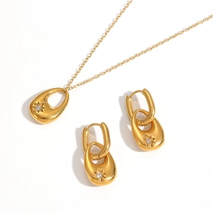 18k gold plated stainless steel jewelry set with star engraved necklace and earrings
