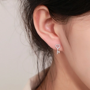 Elegant S925 sterling silver heart key stud earring with full diamond cubic zirconia pavé